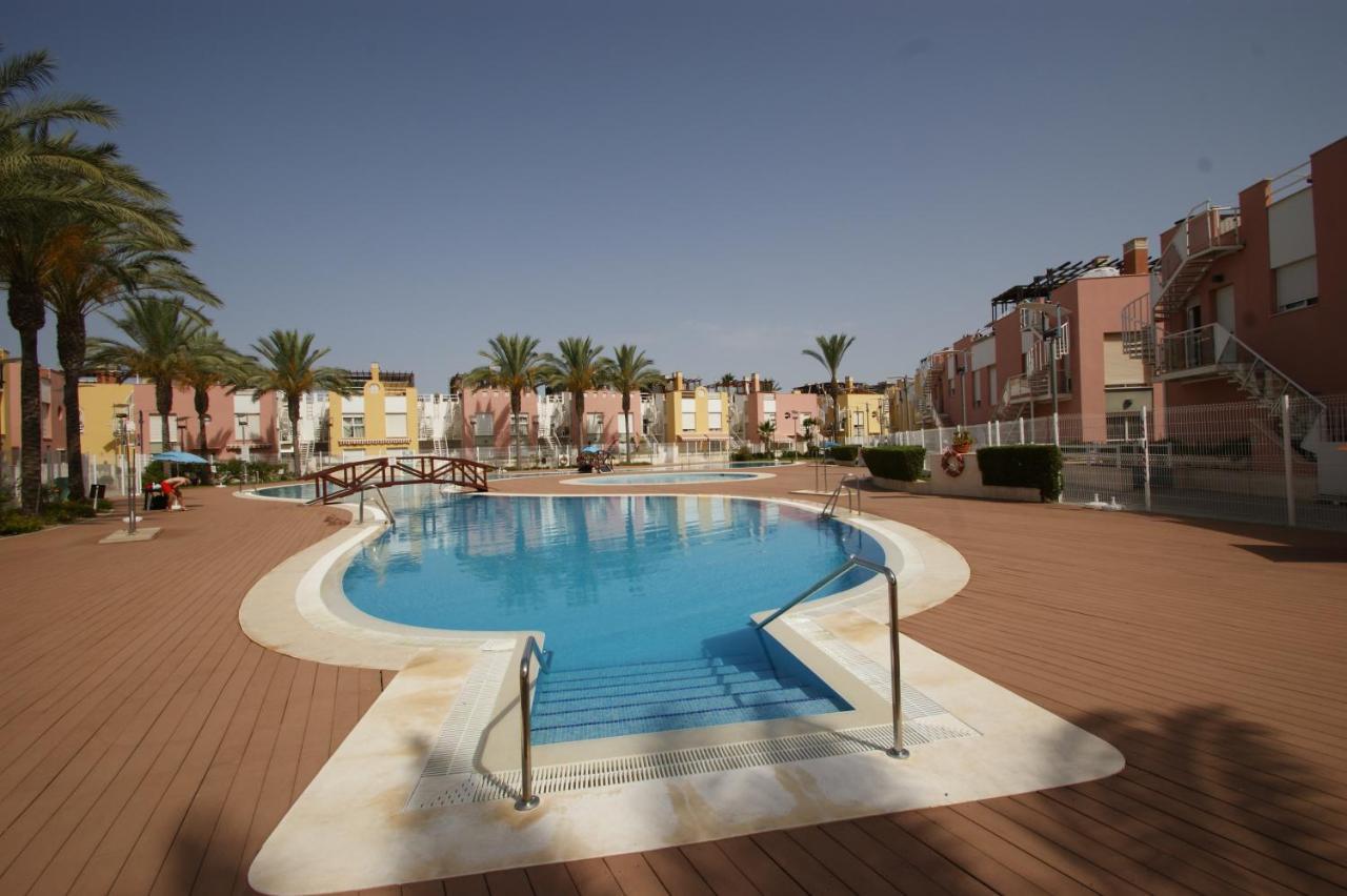 Apartamento En Vera A 300 M De La Playa, Con Patio Y Salida Directa A Calle Экстерьер фото