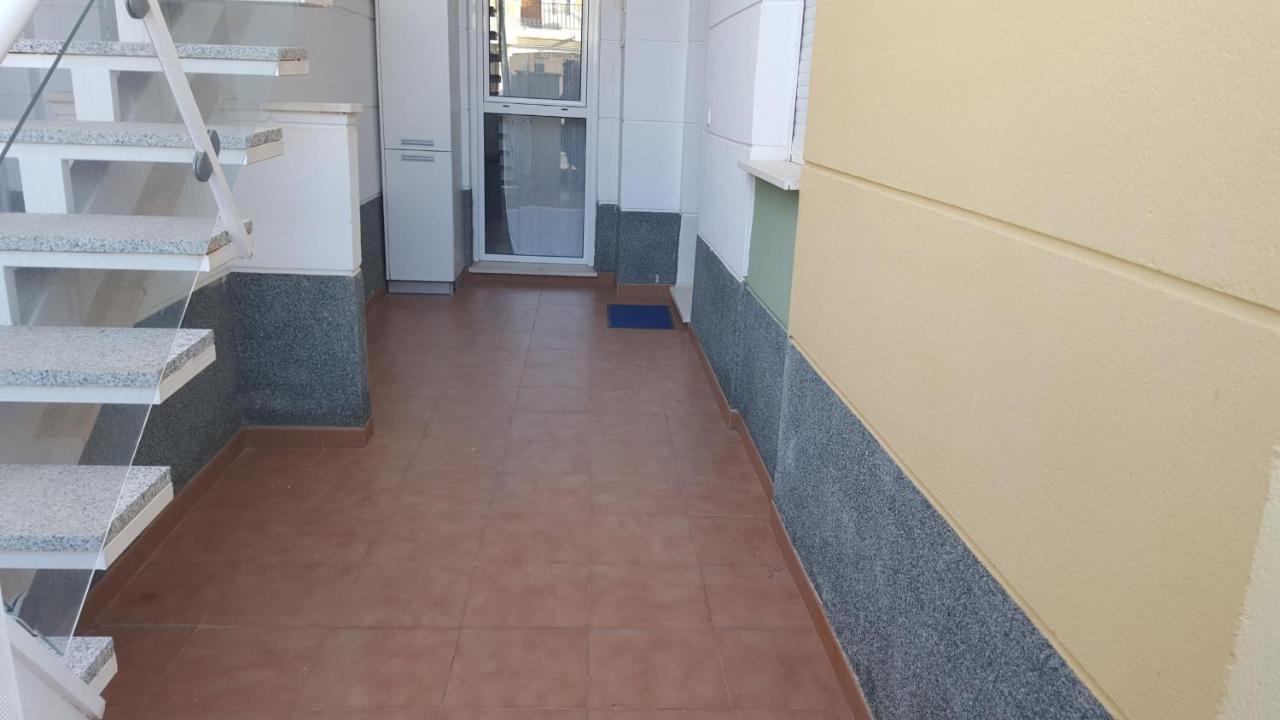 Apartamento En Vera A 300 M De La Playa, Con Patio Y Salida Directa A Calle Экстерьер фото